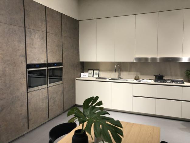 Modern Kitchen Design Trends 2019 Two Tone Kitchen Cabinets Modern Kitchen Design Trends 2019 Two Tone Kitchen Cabinets