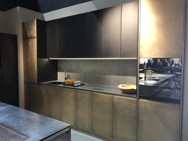 Modern Kitchen Design Trends 2019 Two Tone Kitchen Cabinets Modern Kitchen Design Trends 2019 Two Tone Kitchen Cabinets