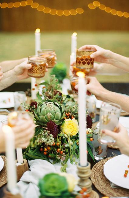 artichoke themed table decoration