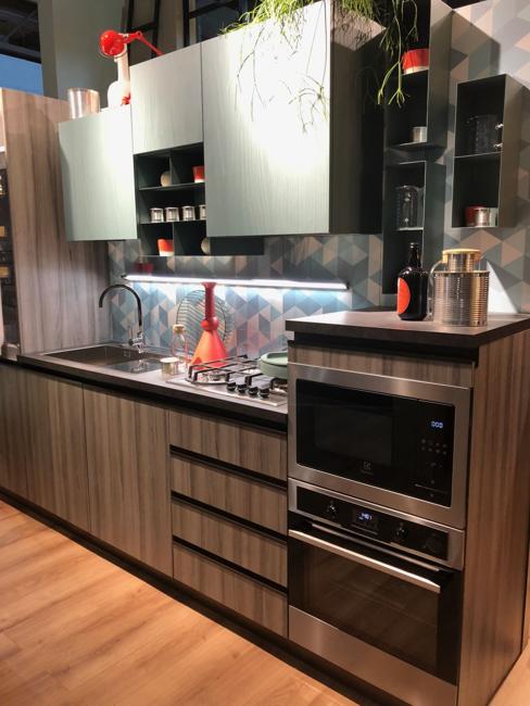 Modern Kitchen Trends 2019 Bringing Two Tone Wood Cabinets