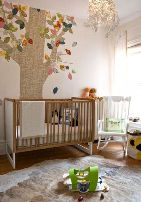 wall decorating in baby room