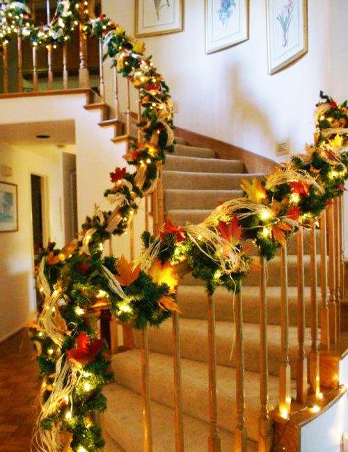 Christmas stair decorating: The best decorating ideas that will bring in  the festive spirit!