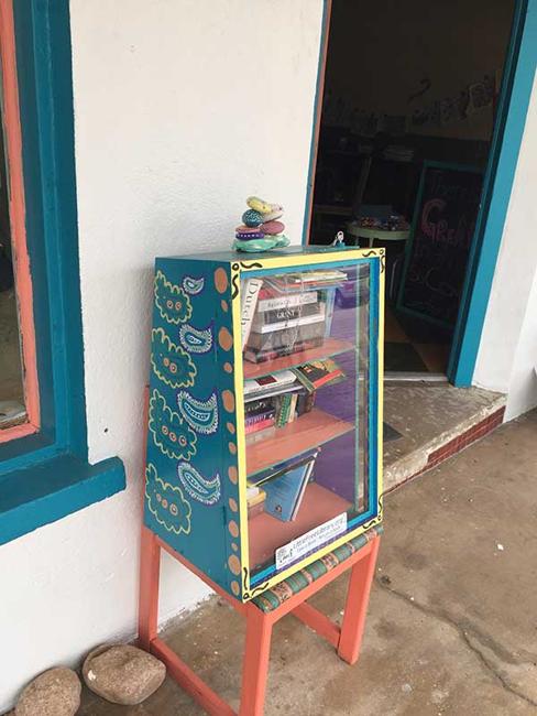 Cute Little Free Library Design Ideas, Recycling for Gifts 