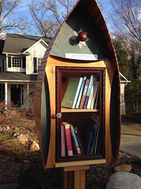 Cute Little Free Library Design Ideas, Recycling for Gifts ...