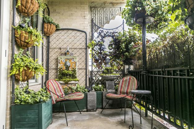 cozy small balcony designs and bright summer decorating ideas