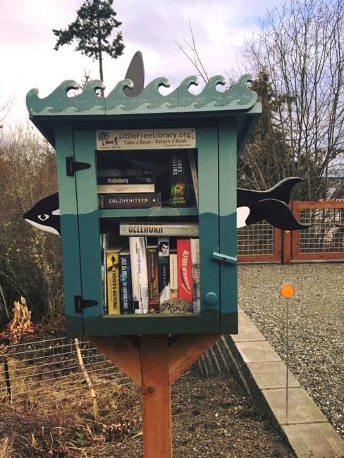 Cute Little Free Library Design Ideas, Recycling for Gifts ...