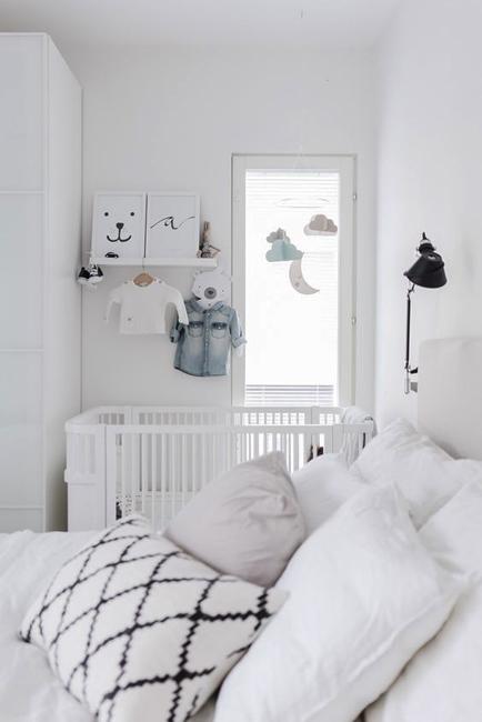 baby cot for small room