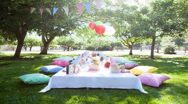 Colorful Summer Party Ideas Picnic Decorations