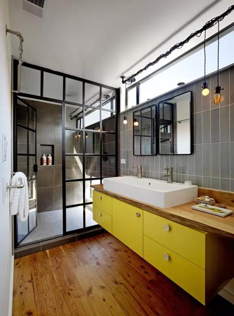 modern bathroom design trends 2020, vibrant colors of