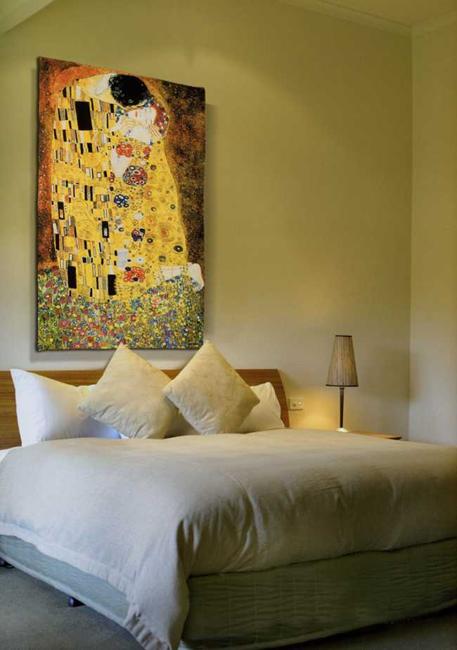 17 Designer-Approved Ways to Decorate With Yellow in the Bedroom