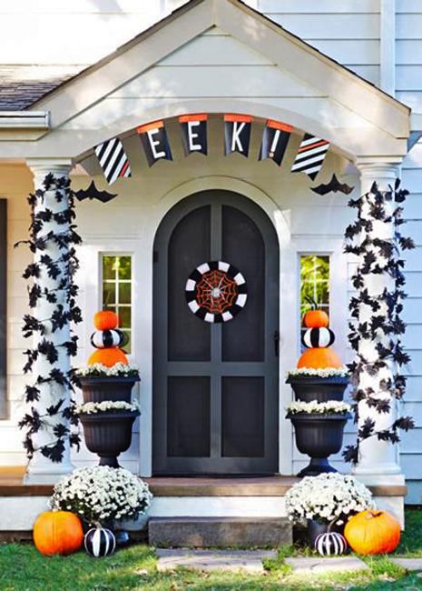 Halloween Ideas and Tips for Exciting Front Door and Yard Decorations