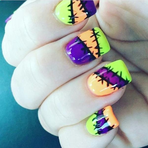 Modern Halloween Ideas for Spooky Nail Designs