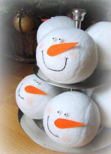 Make DIY Fake Snowballs to Toss Around at Home! - Giggle Magazine