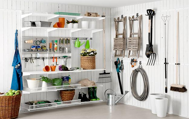 The Best Garden Tools For Small Apartments and How to Store Them