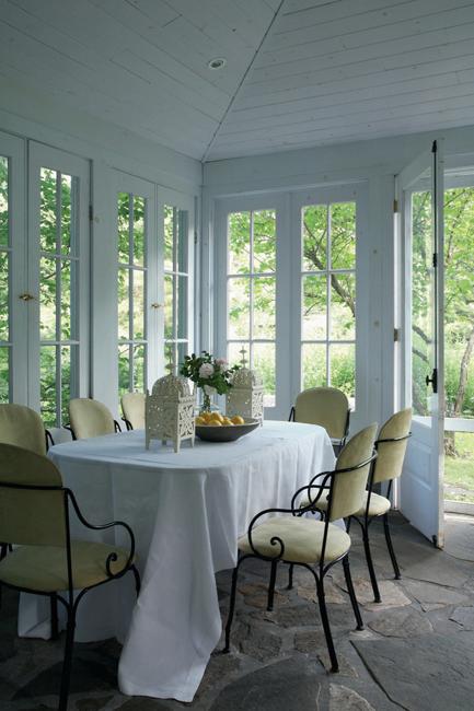 dining furniture vintage style