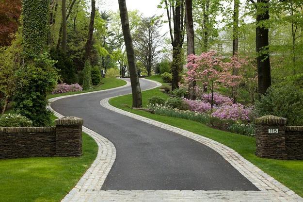 driveway entrance ideas landscaping