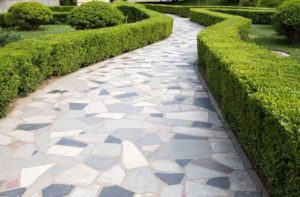 55 Stone Garden Paths, Straight and Shapely Walkway Design Ideas