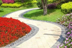 55 Stone Garden Paths, Straight and Shapely Walkway Design Ideas