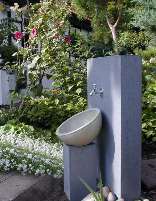 garden water features