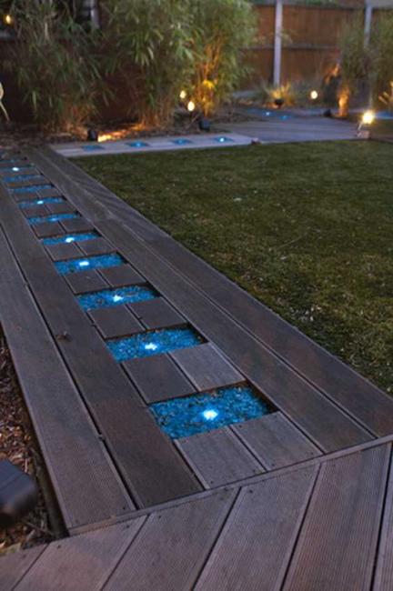 outdoor lights walkway