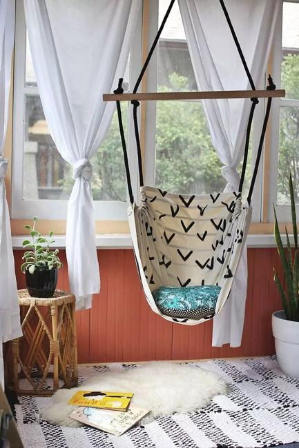 hammock chairs in modern home interiors