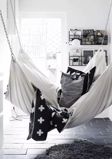 hammock chairs in modern home interiors