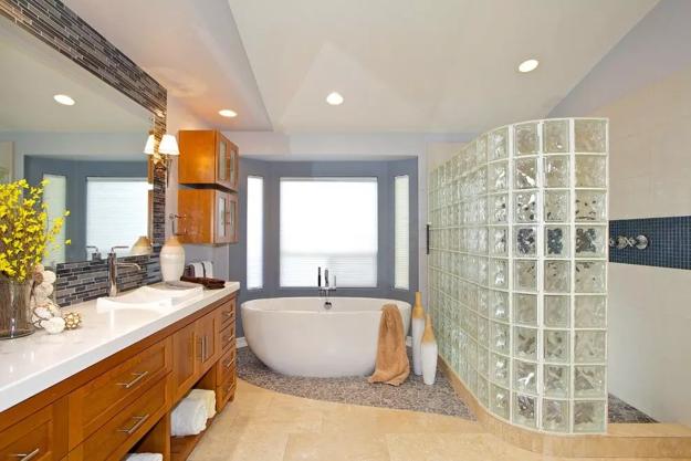 Modern Bathroom Design Trends, Contemporary Glass Block Walls