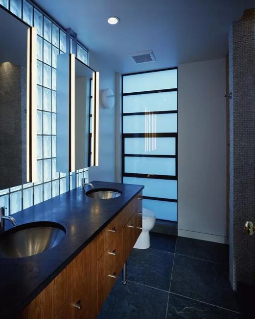 contemporary bathroom decorating with glass
