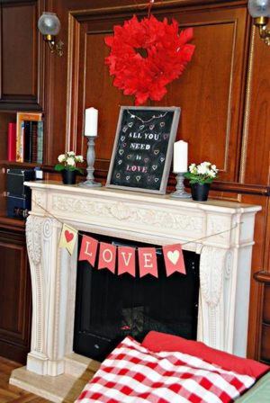 35 Valentines Day Ideas for Romantic Fireplace Decorating