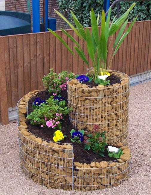 creative flower bed