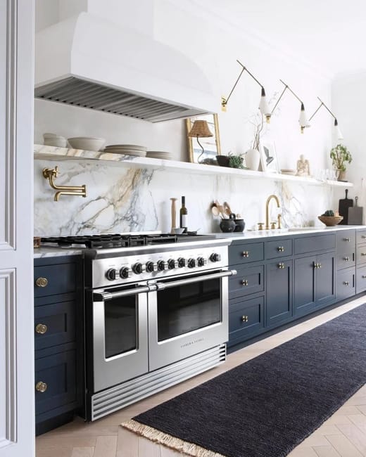 black white kitchen design