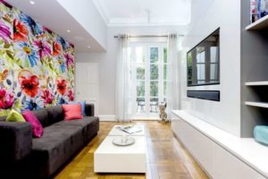 Gorgeous Mural Ideas Bringing Floral Designs into Modern Living Rooms