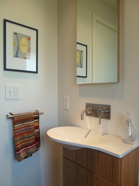 55 Bathroom Remodeling Ideas to Brighten Small Spaces, Modern