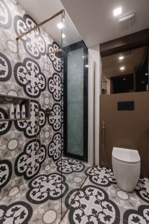 55 Bathroom Remodeling Ideas to Brighten Small Spaces, Modern Bathroom ...