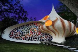 Unique House Designs, 55 Distinctive Architectural Creations