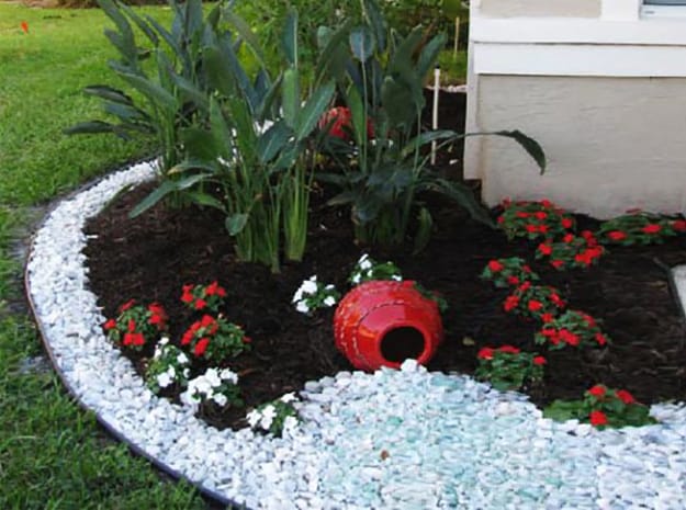 White Rocks in Yard Landscaping, Creative and Contemporary Design Ideas