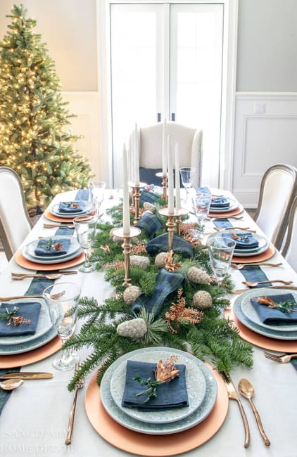 55 Festive Winter Centerpiece Ideas, Setting Beautiful Holiday Tables