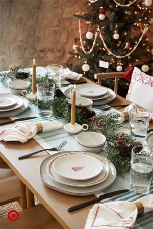 55 Christmas Table Setting Ideas, Traditional and Original Table ...