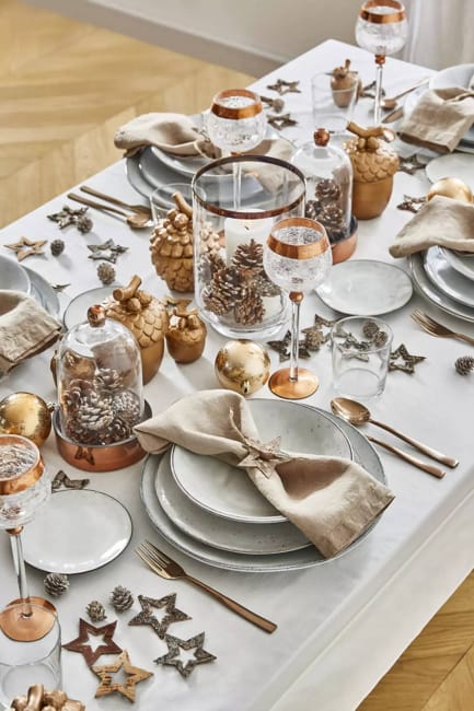 55 Christmas Table Setting Ideas, Traditional and Original Table ...