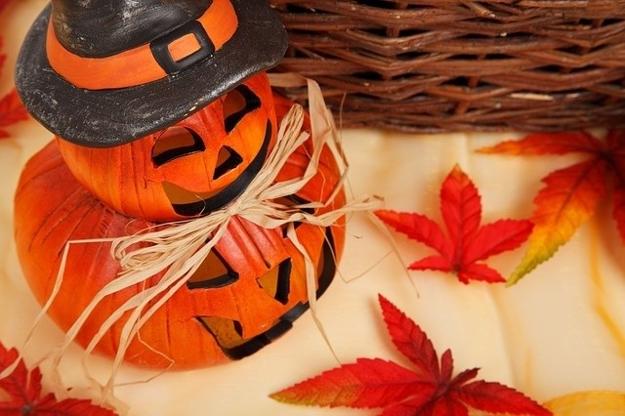 handmade halloween decorations black paint