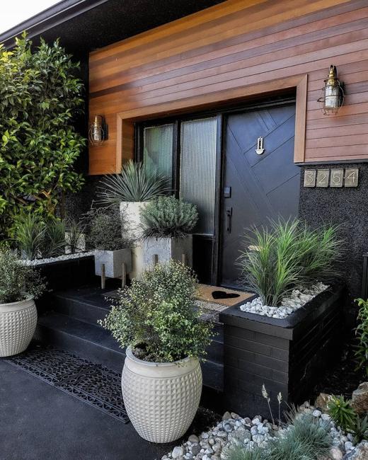 grouping planters different colors shapes