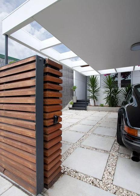 attached car porch