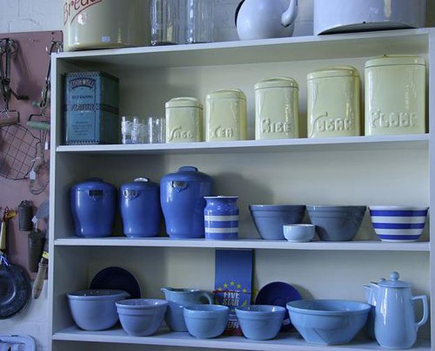 white blue tableware