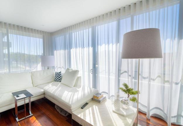 beautiful room decorating window treatments natural fabrics