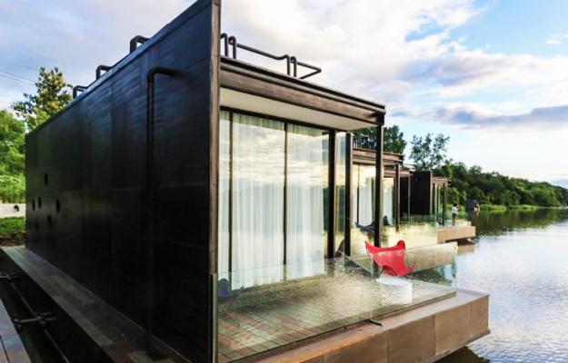 floating home design idea
