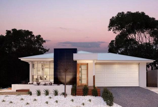 bungalows one story homes attached garages