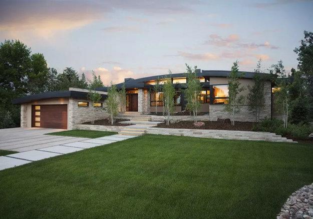 bungalows one story homes attached garages