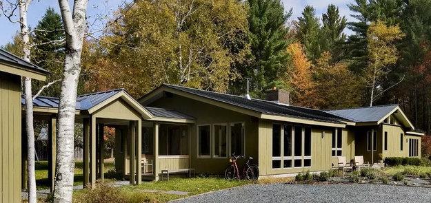 bungalows one story homes attached garages