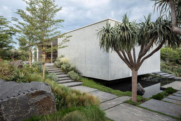 floating concrete staircase