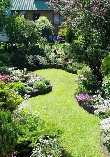 how to widen small long narrow backyard spaces